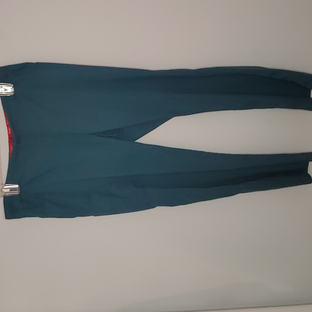 Dickies Scrub Set - Picture 2 of 10